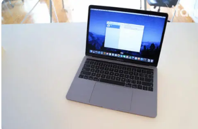 下一代AppleMacBookPro的显示屏将比当前型号更高 但不完全是3:2